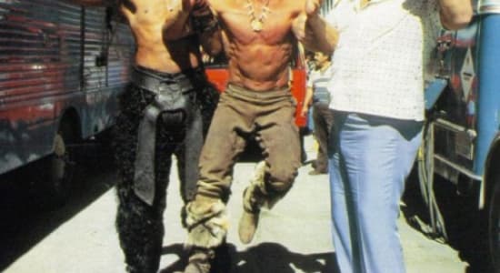 Schwarzenegger le nabot