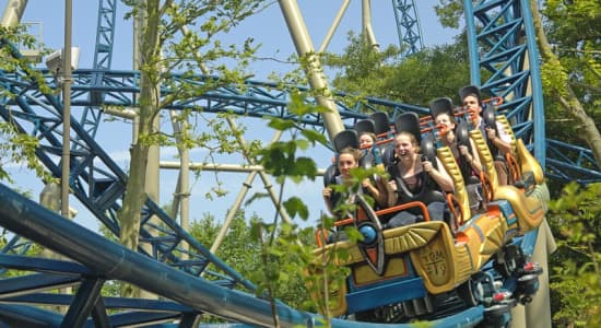Zoom #2 - Anubis : The ride (Launch Coaster)