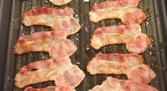 Bacon for W(h)omen.