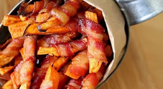 Frites enroulées de bacon