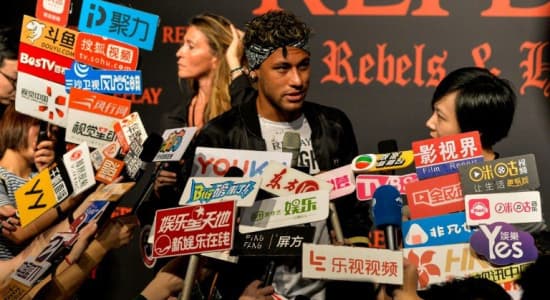 Neymar et les médias Chinois .
