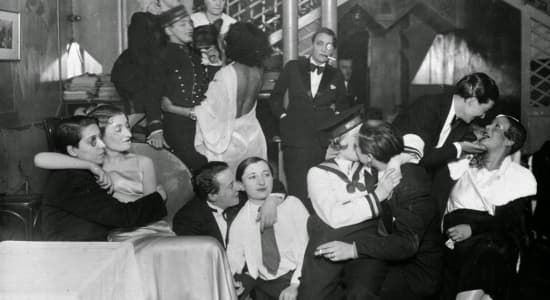 &quot;Le Monocle&quot;, un club lesbien à Paris - 1934