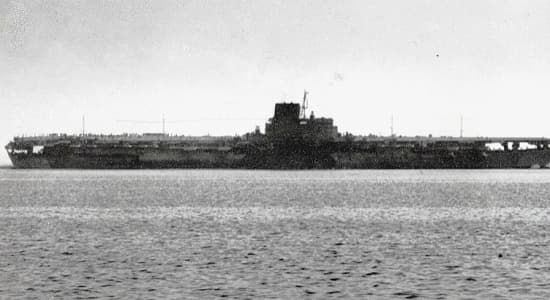 Shinano, dernier porte-avions de la marine impériale japonaise.