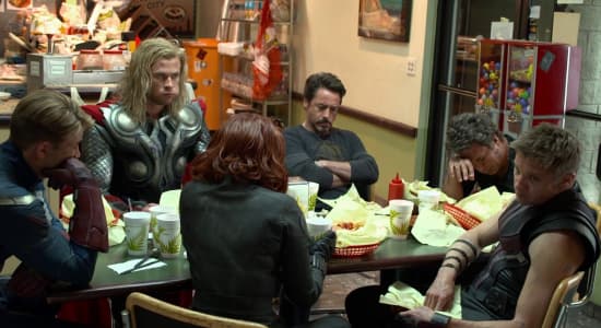 Les Avengers font une pause au fast-food