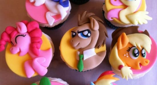 Deal with it pony cupcake !