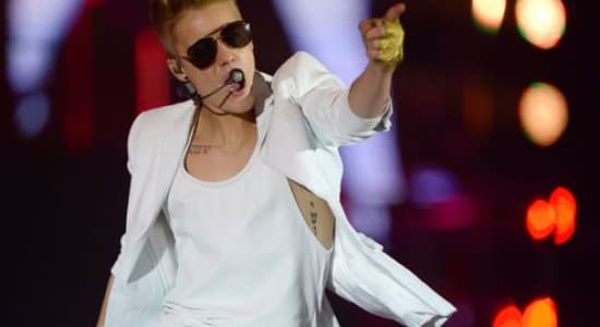 Justin Bieber décale les exams en Norvège