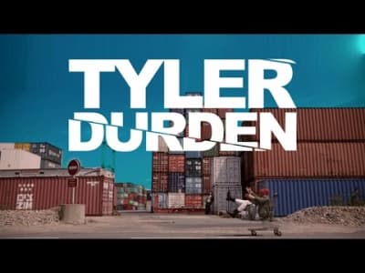 Un rappeur se prend pour Tyler Durden (Fight Club) dans son 