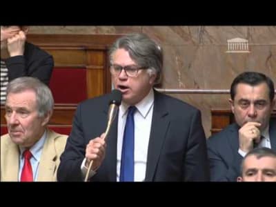 Gilbert Collard critique Manuel Valls...