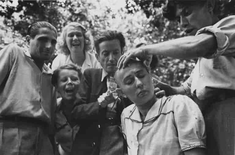 Salon de coiffure pour dames 1945
