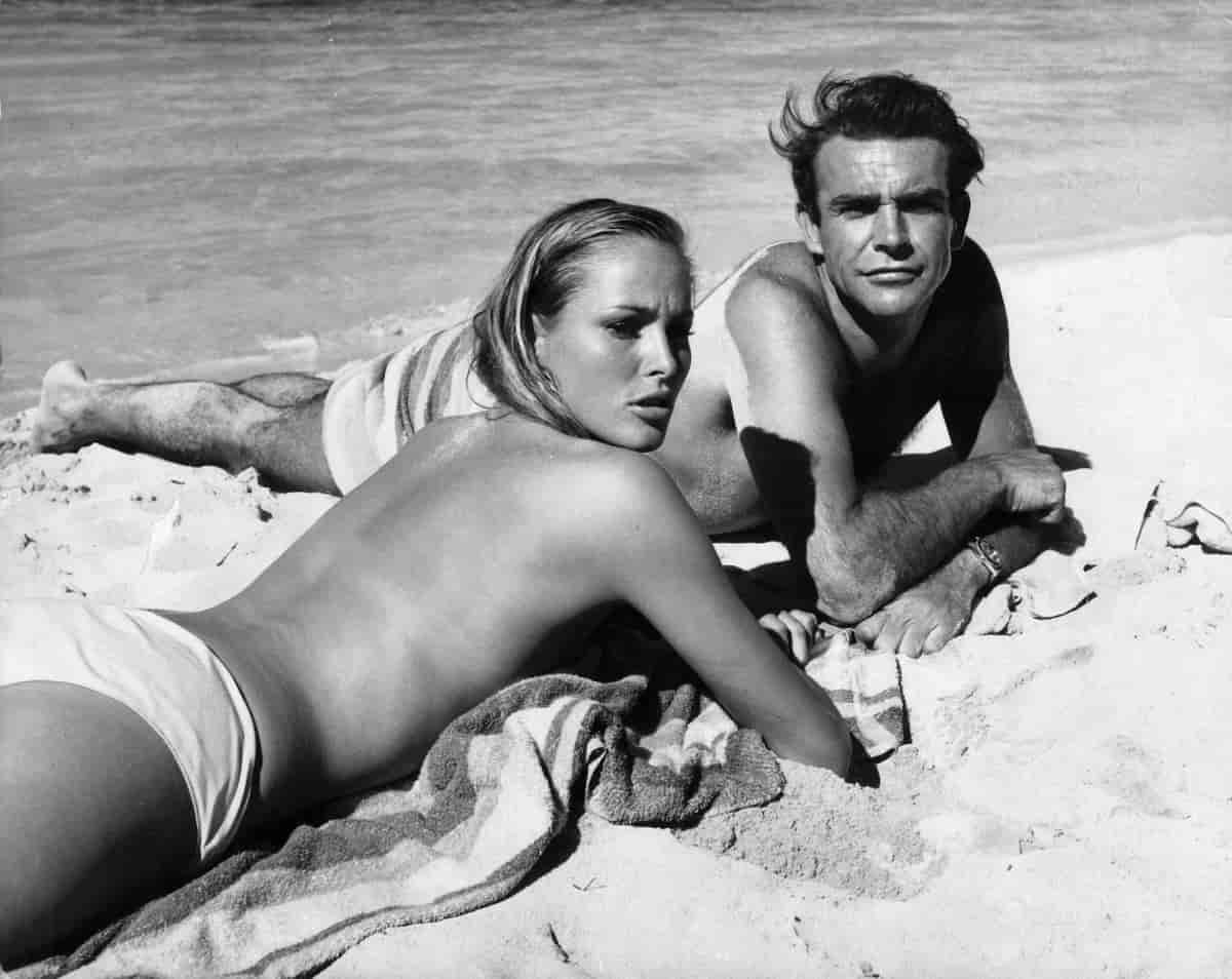 Ursula Andress, Sean Connery - 1962