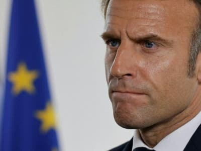 &quot;Je dissous tout de suite&quot; : Emmanuel Macron menace l'Assemblée en cas de motion de censure sur le texte des retraites
