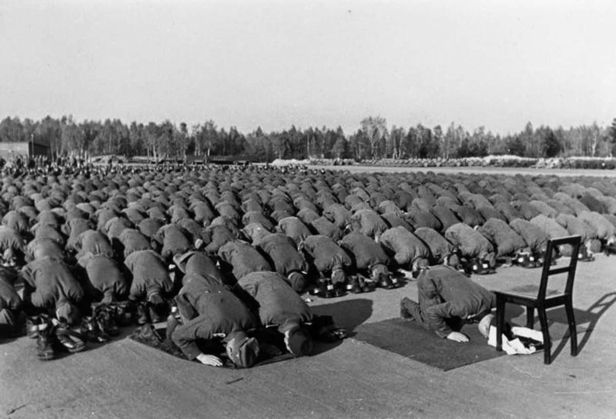 Les Waffen-SS Musulmans  (1943)