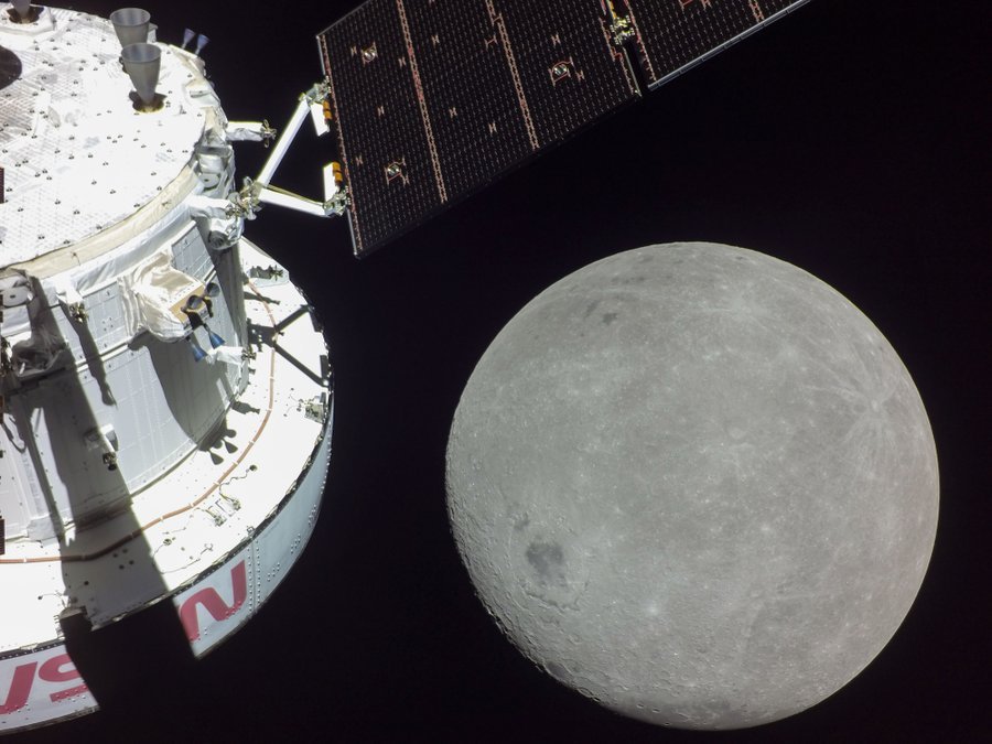 La face cachée de la lune, photographiée par la sonde Artemis 1.