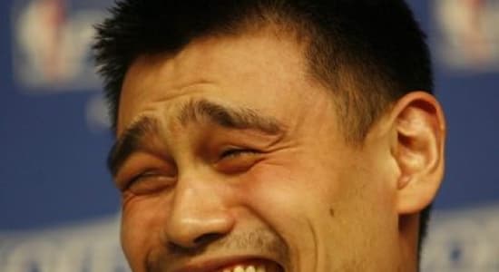 Yao Ming prend sa retraite