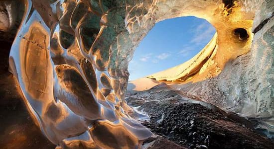 Les cavernes de glace de Vatnajökull en Islande
