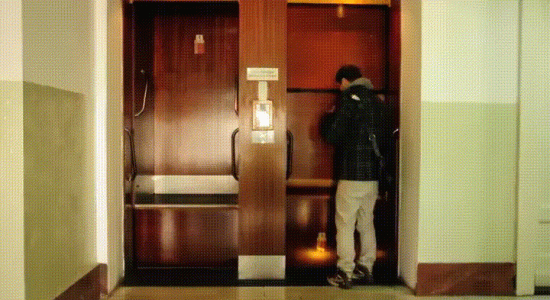 C'est pas un ascenseur pour mec bourré
