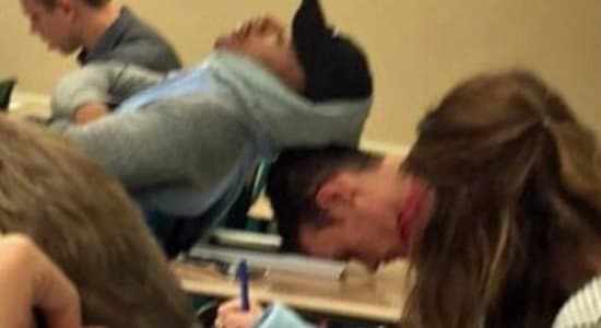 Dormir en classe