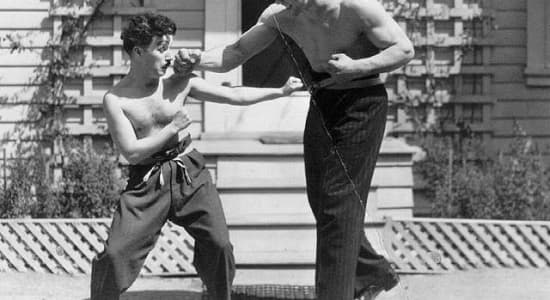 Charlie Chaplin et le boxeur italien Primo Carnera 1930s