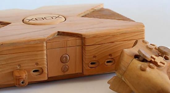 Une Xbox artisanale en bois !
