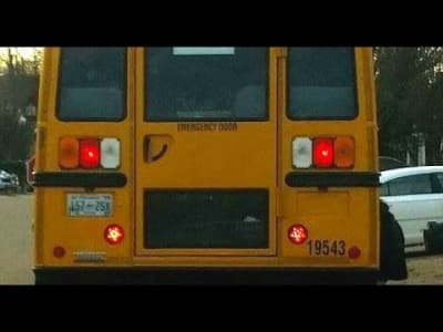 Autobus jaune satanique ?!