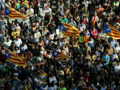 Le parlement catalan déclare l'indépendance de la Catalogne