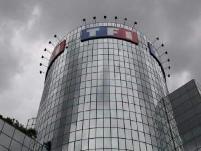 TF1 demande à Orange de cesser la diffusion de ses chaînes et le replay