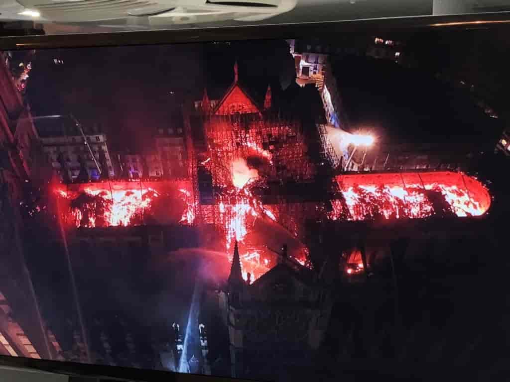 Notre Dame vu du haut par un Drone