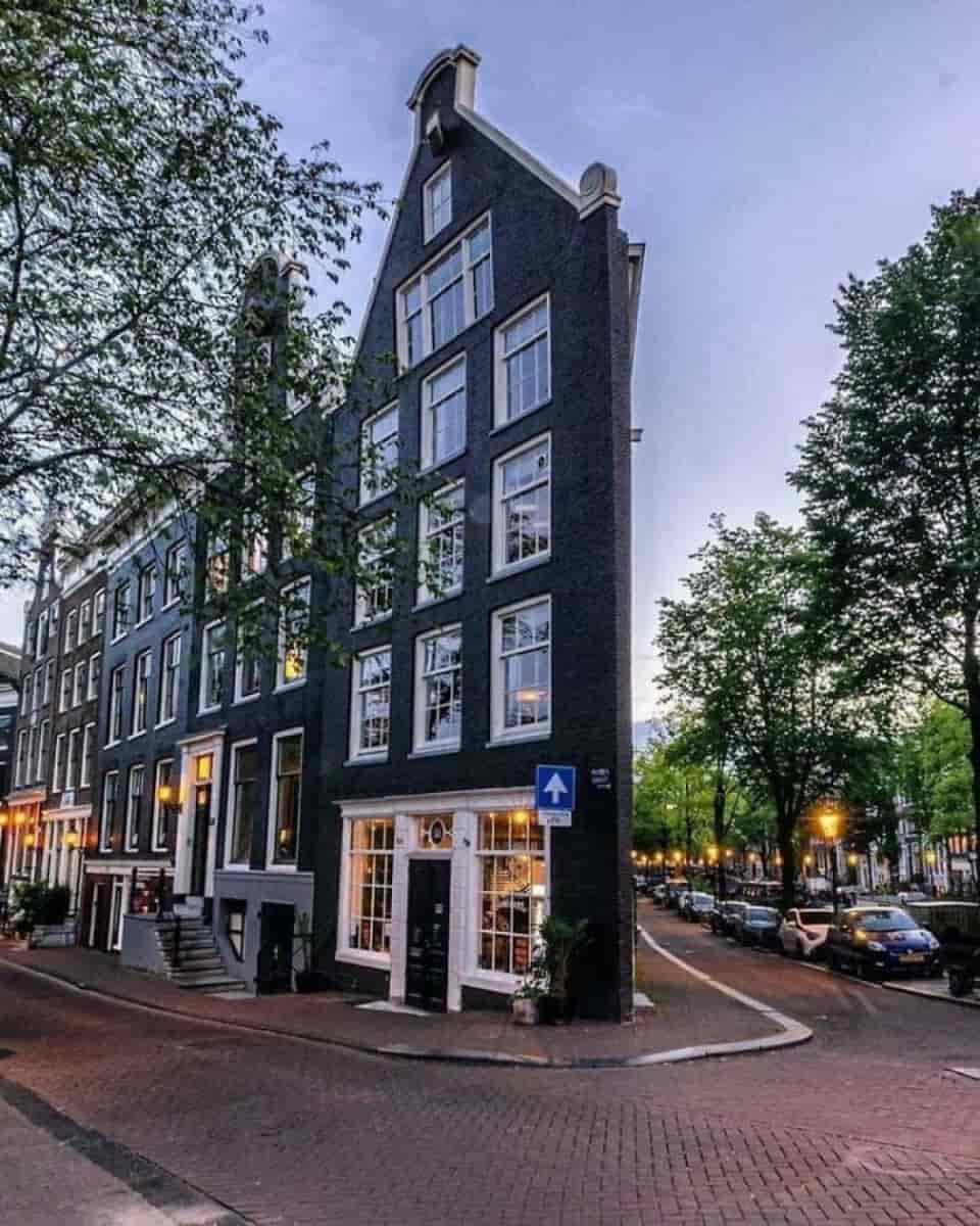 Petit coin de rue à Amsterdam