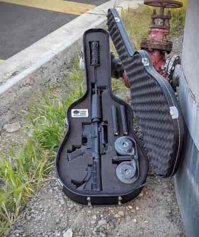La guitare de Kenji Girac retrouvée sur les lieux
