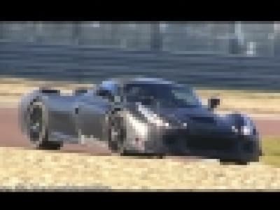 Spyshot : la supercar Ferrari F150 vue et entendue à Fiorano
