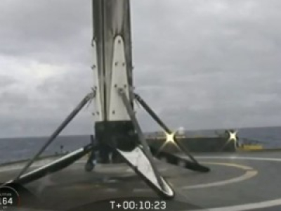 https://www.theverge.com/2019/4/15/18311945/spacex-falcon-heavy-center-core-drone-ship-rough-ocean