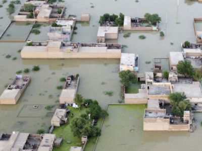 https://www.nouvelobs.com/ecologie/20230109.OBS68096/la-france-mobilisera-360-millions-d-euros-de-projets-au-pakistan-apres-les-inondations-annonce-macron.html