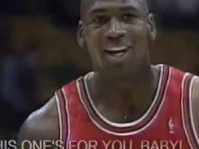 Il y a 32 ans, le 23 novembre 1991, Michael Jordan détruisait le game du trash talk avec son fameux &quot;Hey Mutombo, this one's for you, baby!&quot; les yeux fermés !